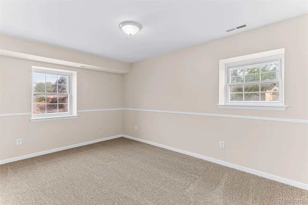 2260 Hix Road Westland City, MI 48185