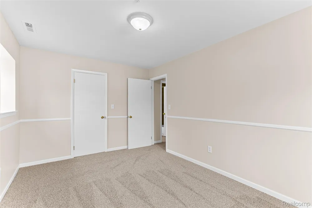 2260 Hix Road Westland City, MI 48185