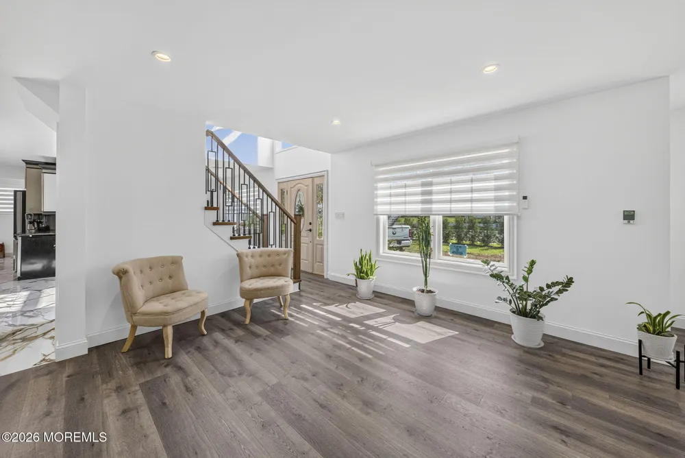 586 Englishtown Road Monroe, NJ 08831