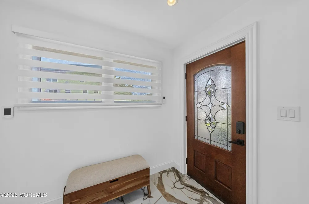 586 Englishtown Road Monroe, NJ 08831