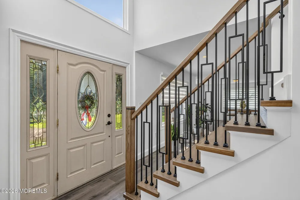 586 Englishtown Road Monroe, NJ 08831
