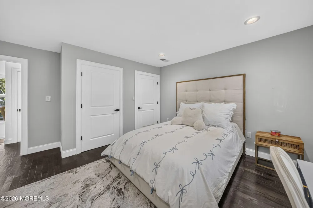 586 Englishtown Road Monroe, NJ 08831
