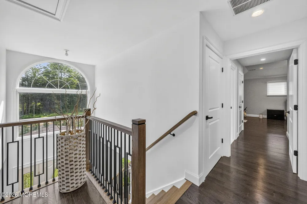 586 Englishtown Road Monroe, NJ 08831