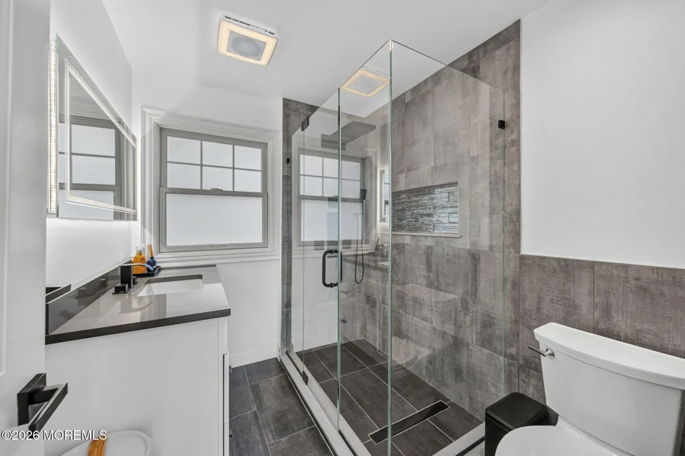 586 Englishtown Road Monroe, NJ 08831