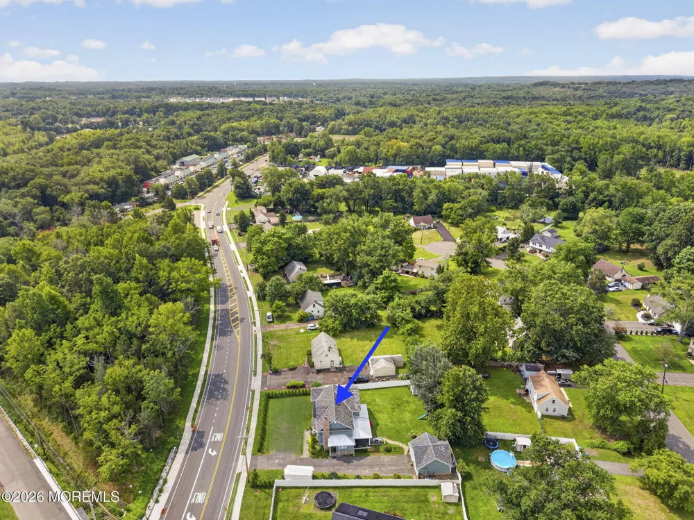 586 Englishtown Road Monroe, NJ 08831