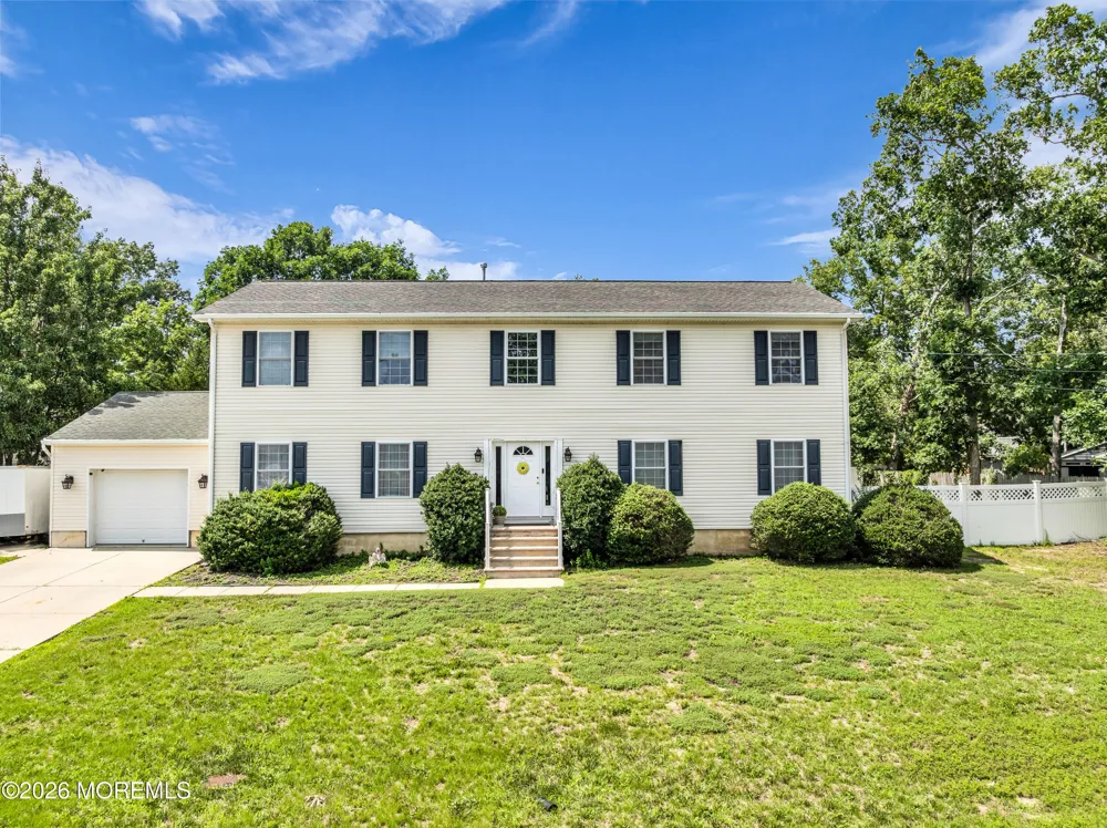 916 Buccaneer Lane Manahawkin, NJ 08050
