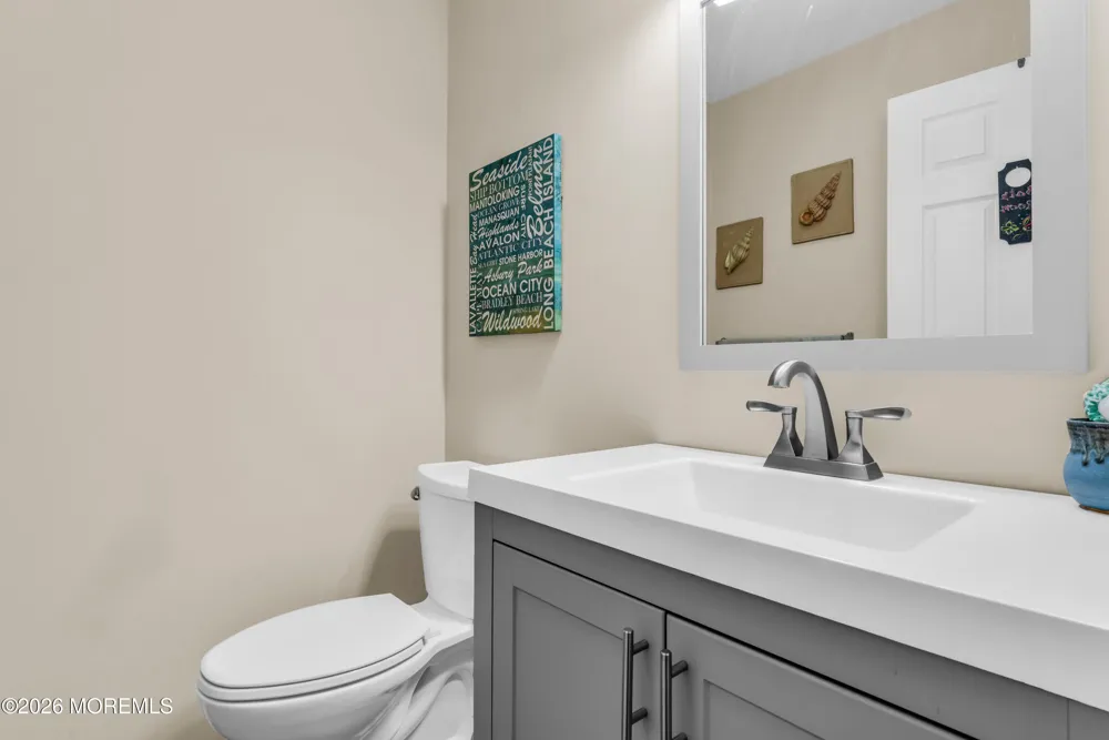 916 Buccaneer Lane Manahawkin, NJ 08050