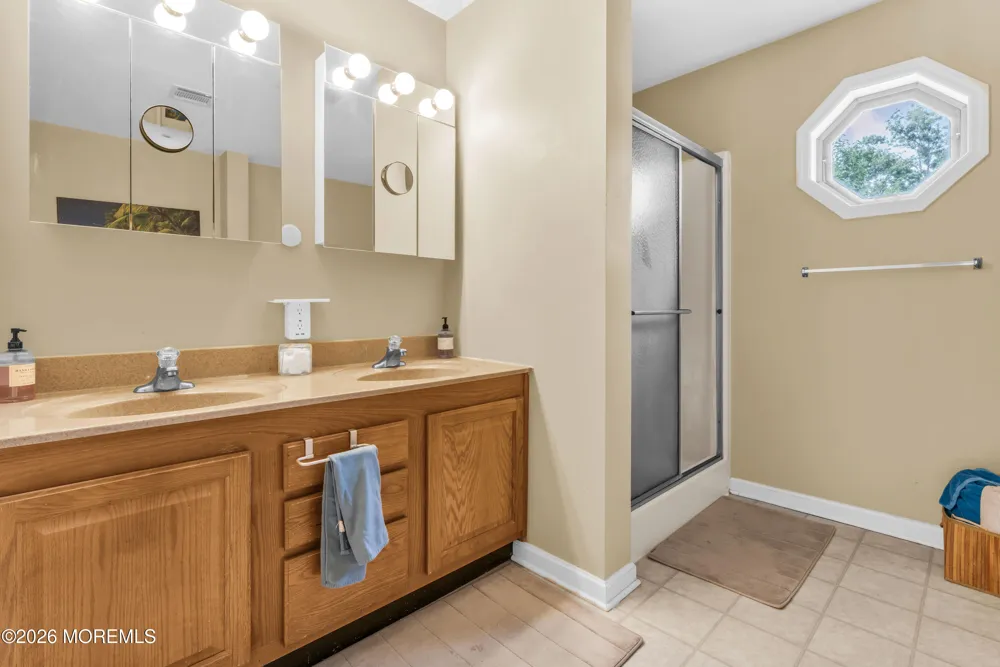 916 Buccaneer Lane Manahawkin, NJ 08050