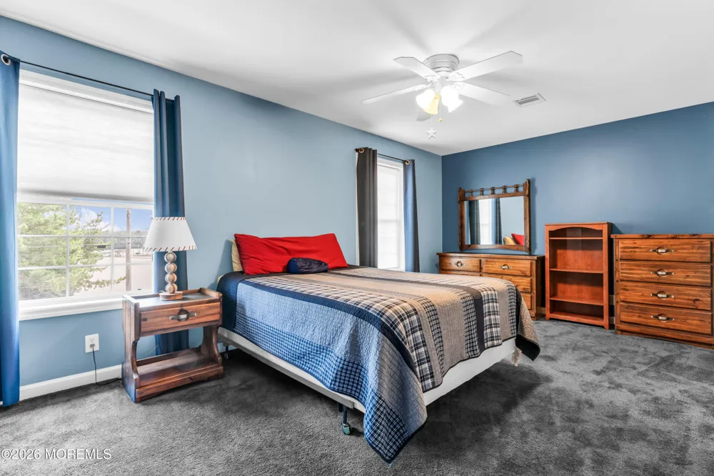 916 Buccaneer Lane Manahawkin, NJ 08050