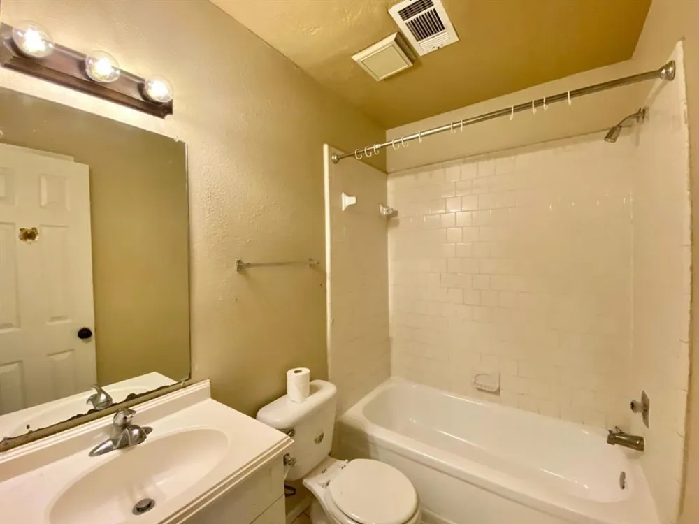 11011 Crenchrus Court Houston, TX 77086