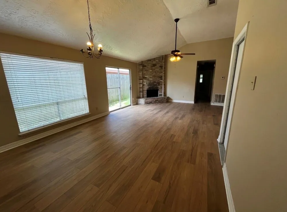 11011 Crenchrus Court Houston, TX 77086