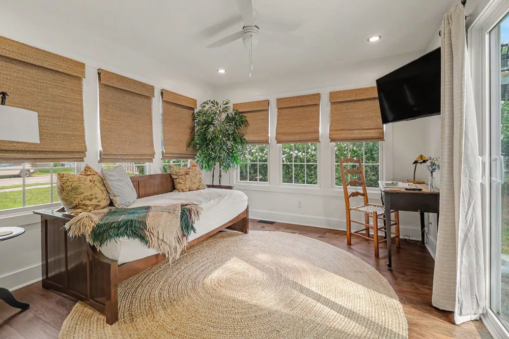 316 William Street Ludington, MI 49431