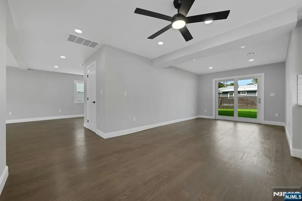 15 Seminole Avenue Par-Troy Hills, NJ 07034