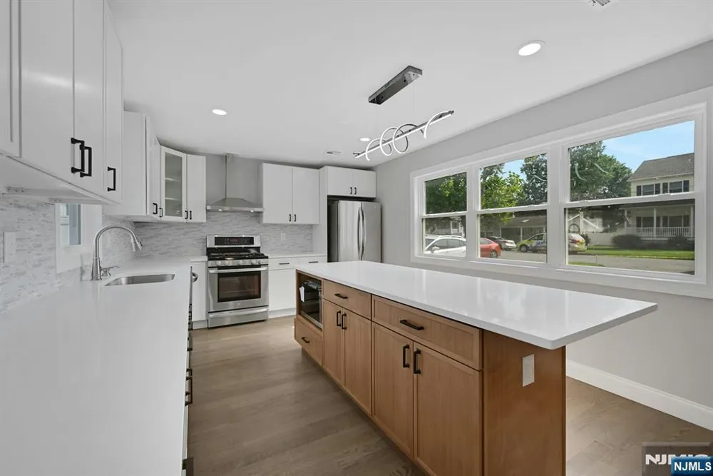 15 Seminole Avenue Par-Troy Hills, NJ 07034