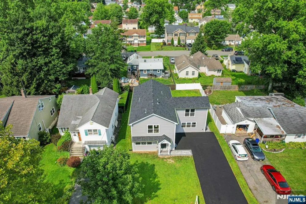 15 Seminole Avenue Par-Troy Hills, NJ 07034