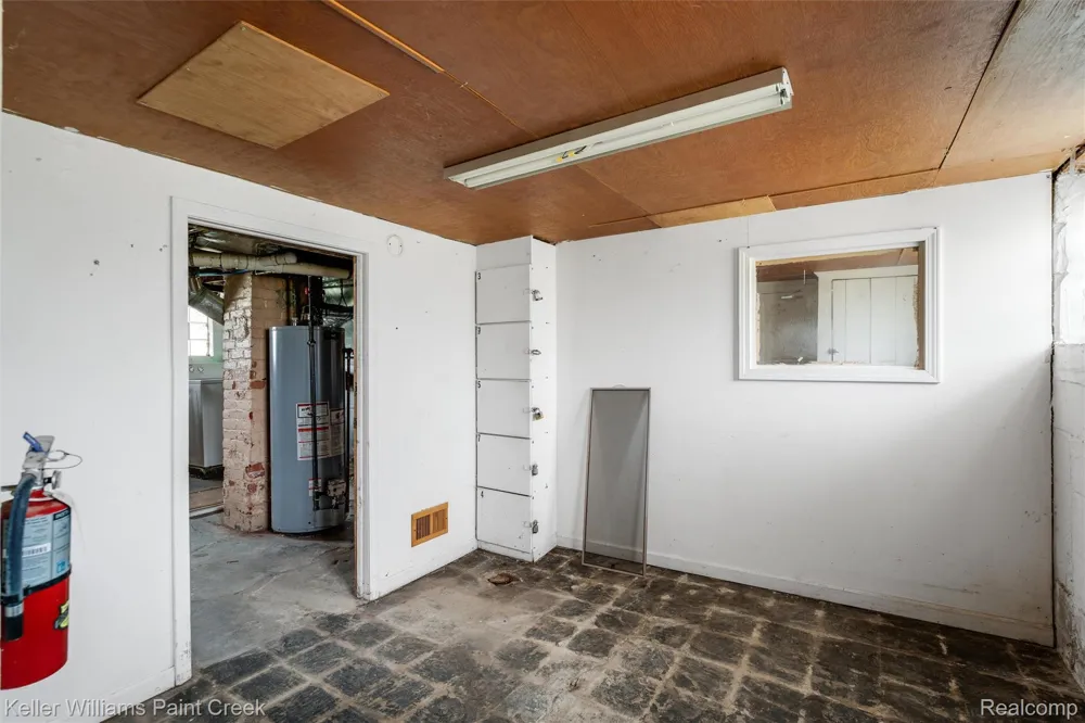 23880 Shook Road Clinton Charter Township, MI 48035
