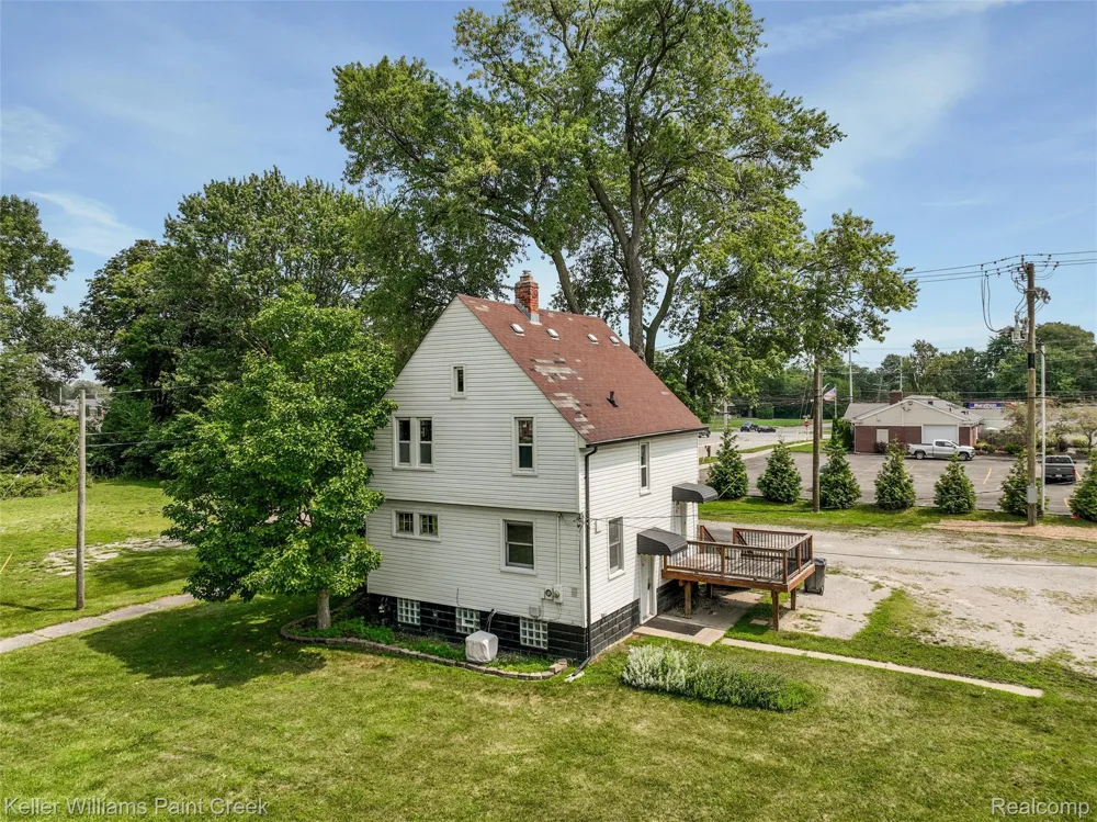 23880 Shook Road Clinton Charter Township, MI 48035