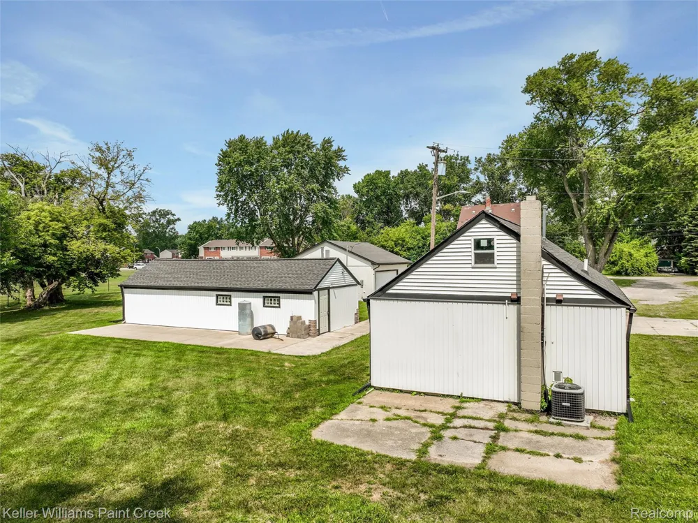 23880 Shook Road Clinton Charter Township, MI 48035