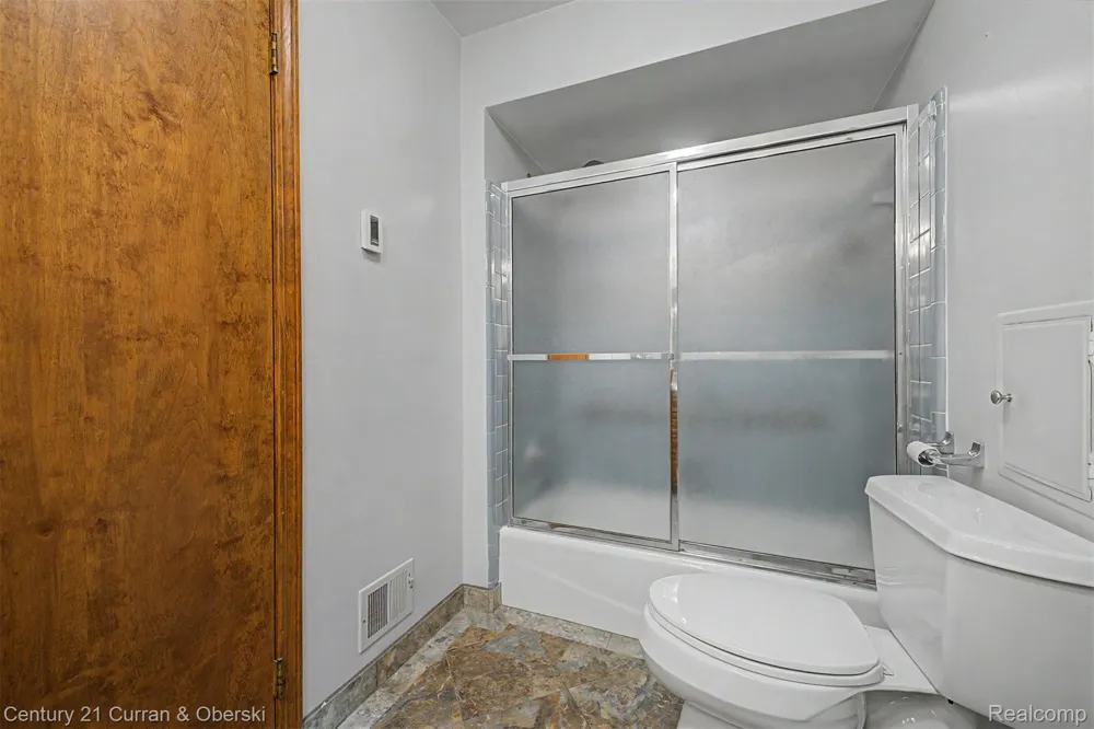 19036 Outer Drive Dearborn City, MI 48128