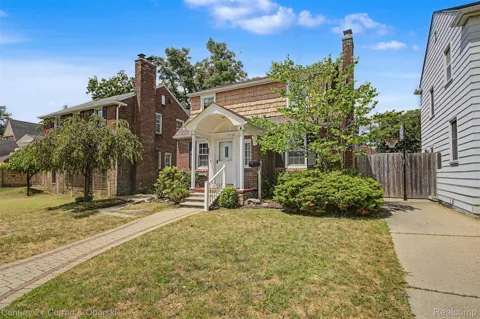19036 Outer Drive