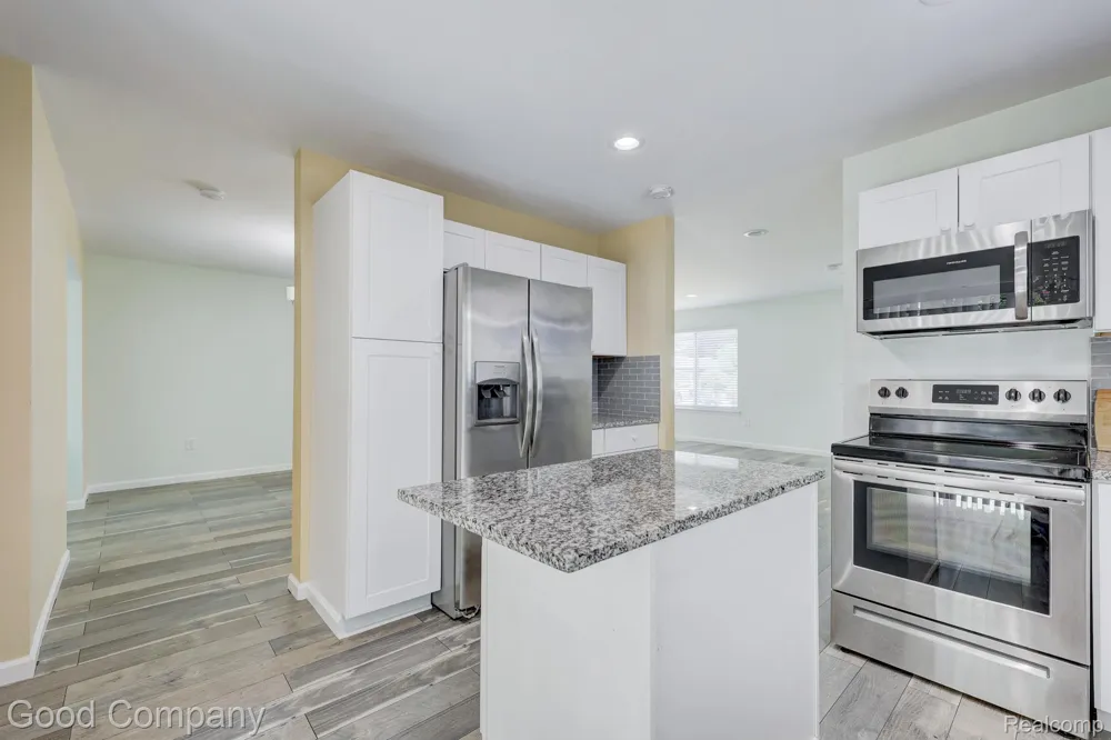 342 Spencer Street Ferndale City, MI 48220