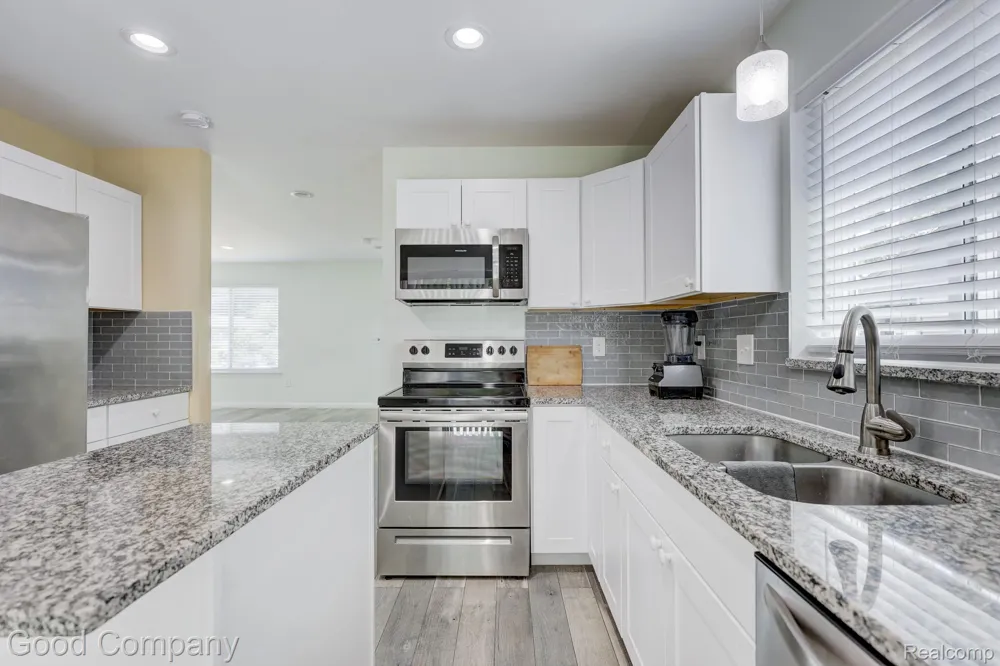 342 Spencer Street Ferndale City, MI 48220