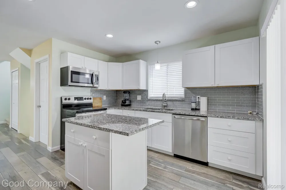342 Spencer Street Ferndale City, MI 48220