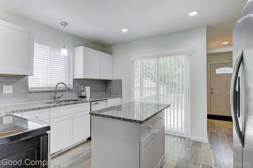 342 Spencer Street Ferndale City, MI 48220