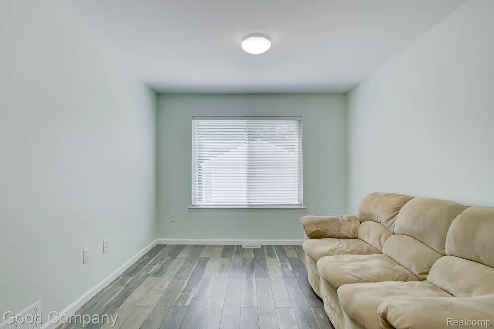 342 Spencer Street Ferndale City, MI 48220