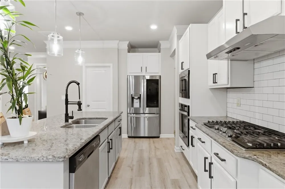 106 Creekside Bluff Way Auburn, GA 30011