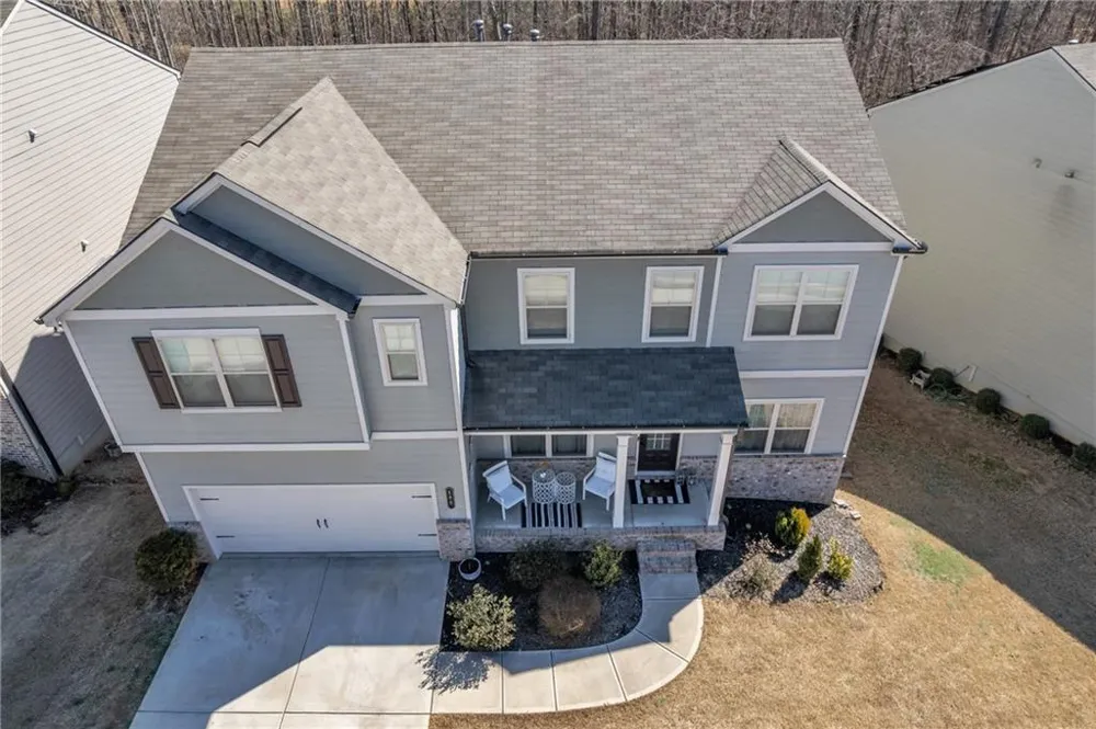 106 Creekside Bluff Way Auburn, GA 30011