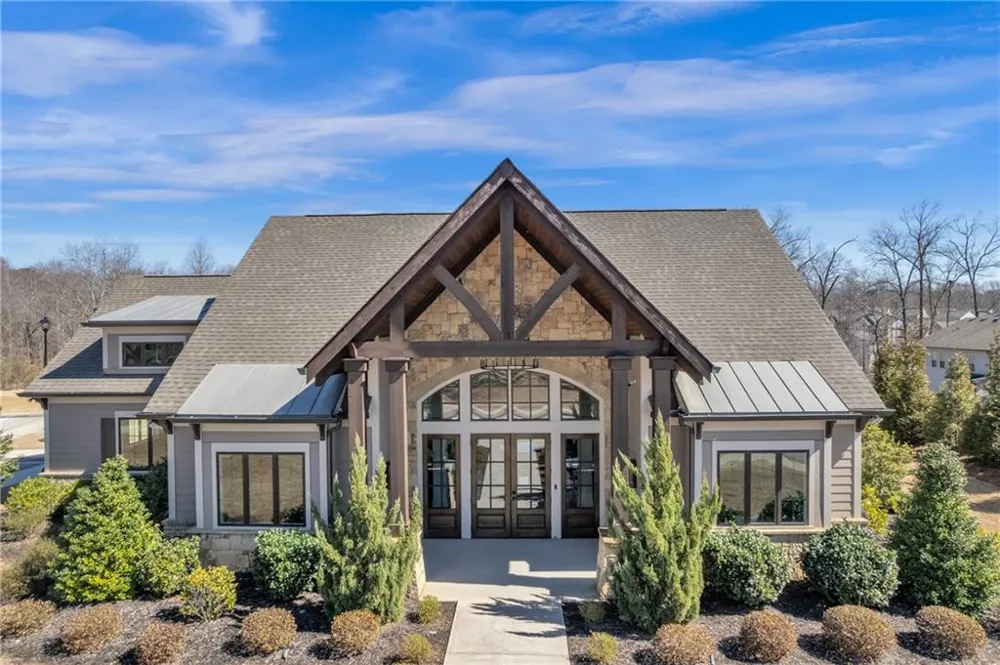 106 Creekside Bluff Way Auburn, GA 30011