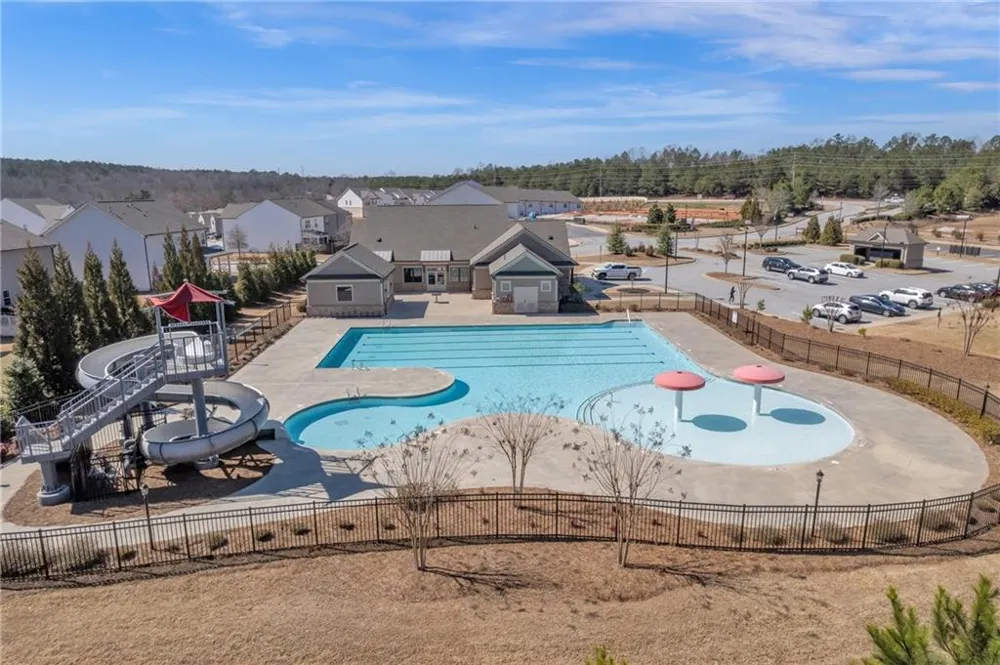 106 Creekside Bluff Way Auburn, GA 30011