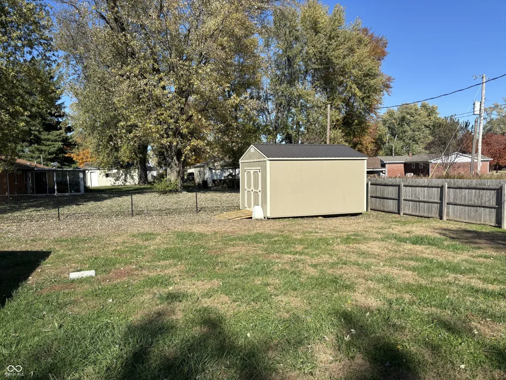 7261 S 250 E Columbus, IN 47201