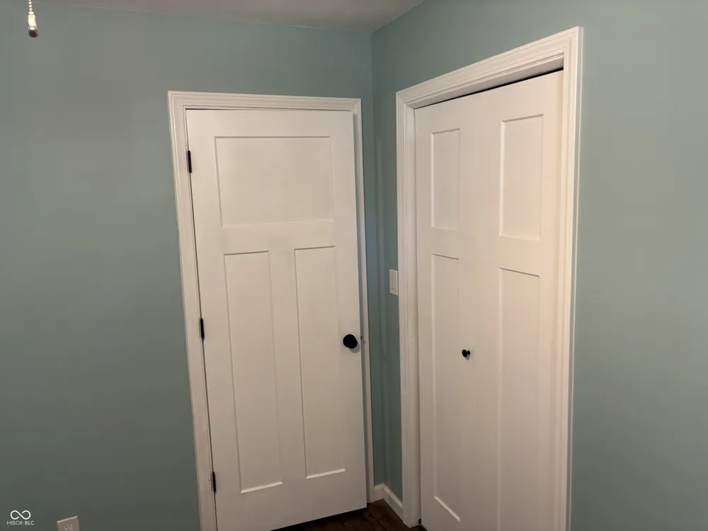 7261 S 250 E Columbus, IN 47201