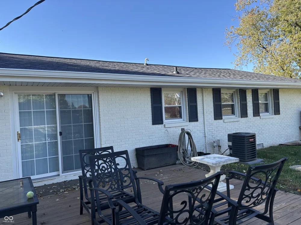 7261 S 250 E Columbus, IN 47201