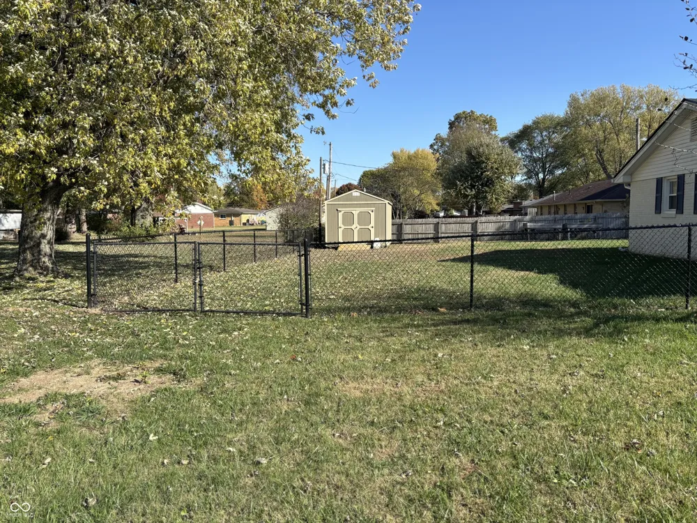 7261 S 250 E Columbus, IN 47201