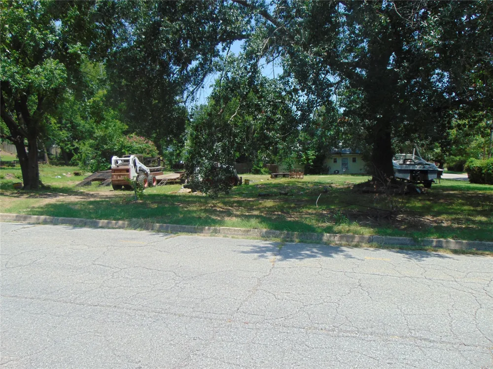 465 S California Avenue Atoka, OK 74525