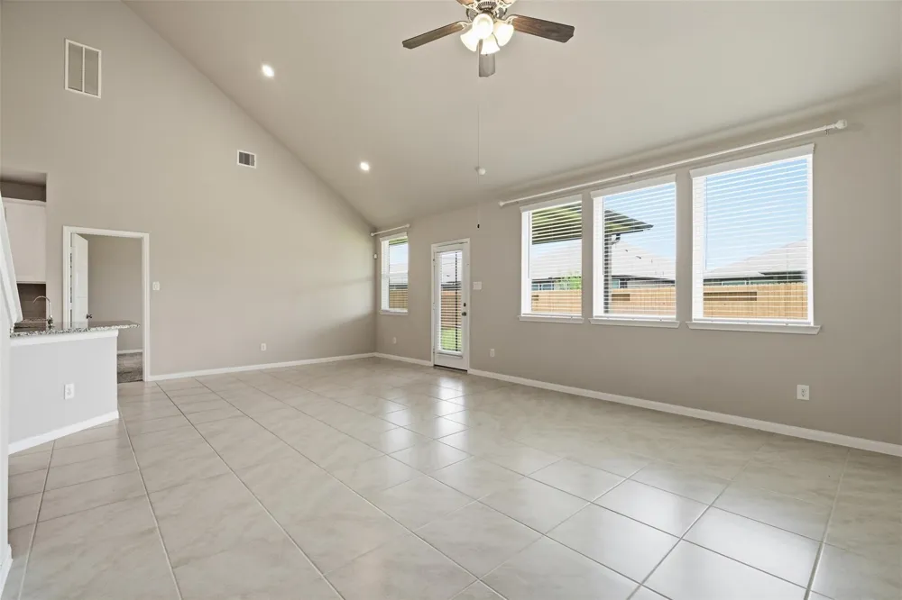 2413 Olancha Drive Rosharon, TX 77583