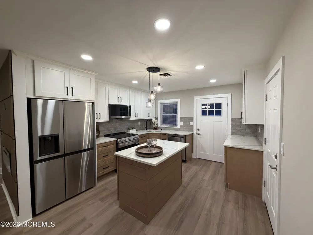 337 Canterbury Court Lakewood, NJ 08701