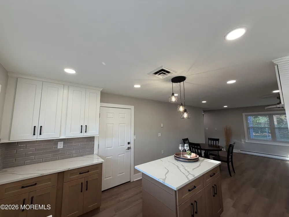 337 Canterbury Court Lakewood, NJ 08701
