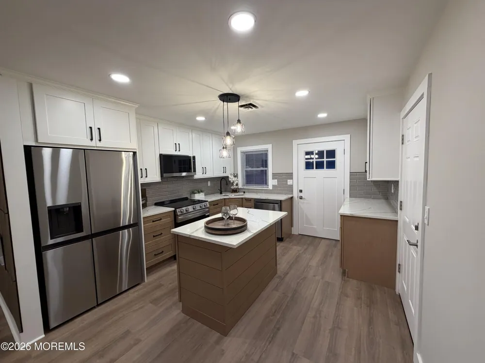 337 Canterbury Court Lakewood, NJ 08701