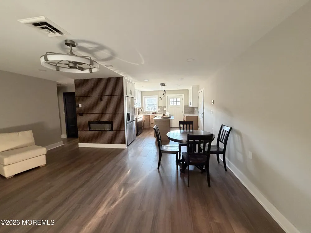 337 Canterbury Court Lakewood, NJ 08701