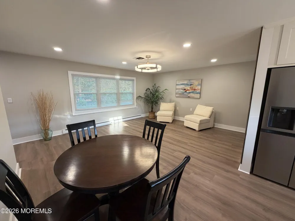 337 Canterbury Court Lakewood, NJ 08701
