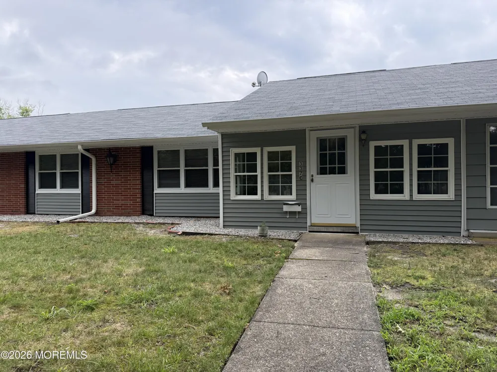 337 Canterbury Court Lakewood, NJ 08701