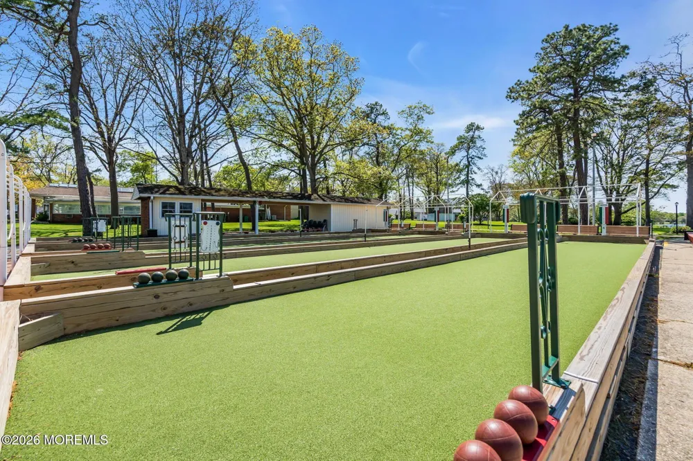 337 Canterbury Court Lakewood, NJ 08701