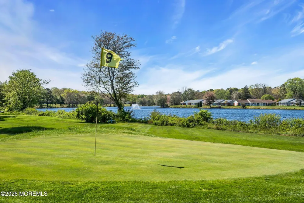 337 Canterbury Court Lakewood, NJ 08701