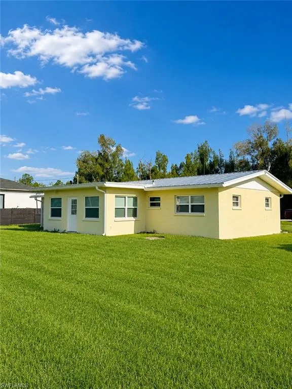 28017 Pasadena Drive Punta Gorda, FL 33955