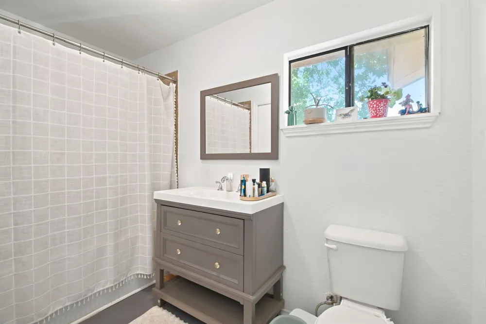 435 Horseshoe Trail W Aledo, TX 76008