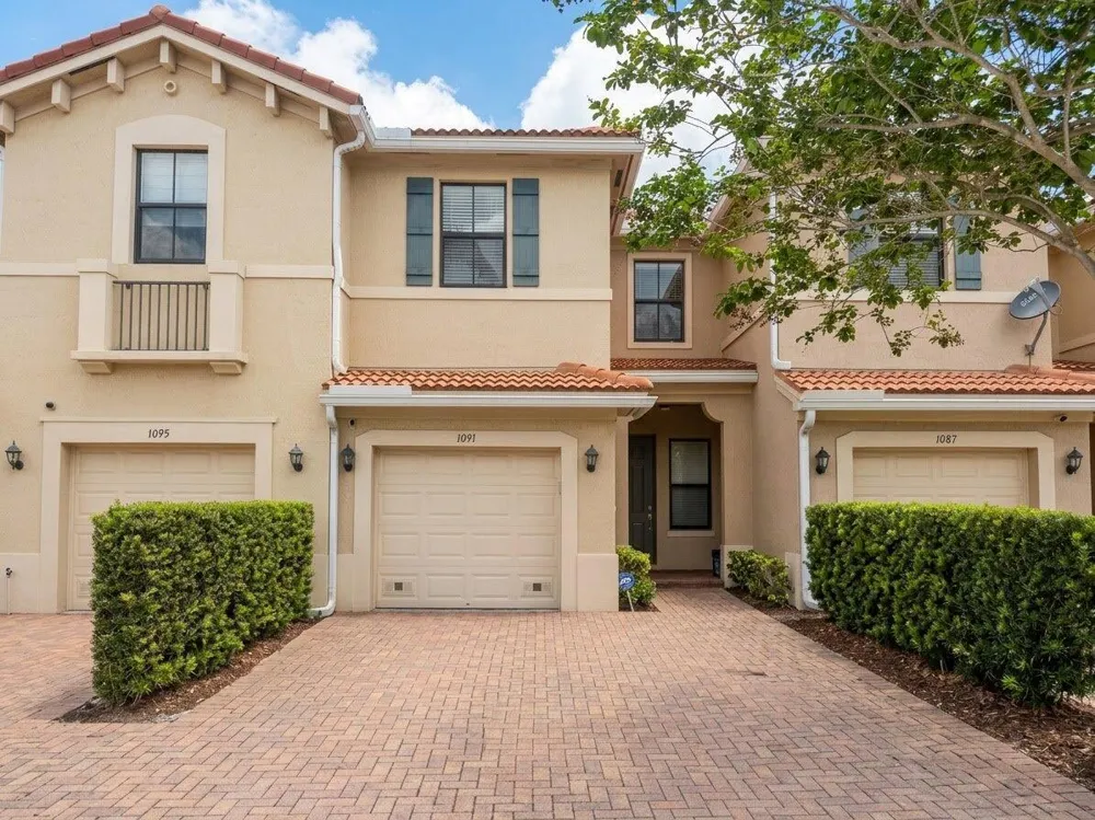 1091 NW 33RD STREET Pompano Beach, FL 33064